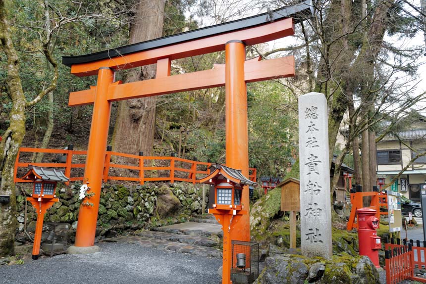 本宮前の鳥居