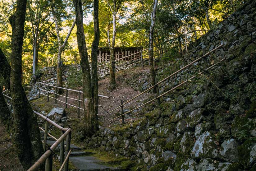 裏参道から高山寺に