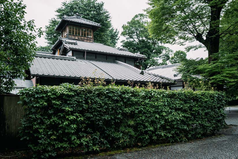 小雨が降ったり止んだり