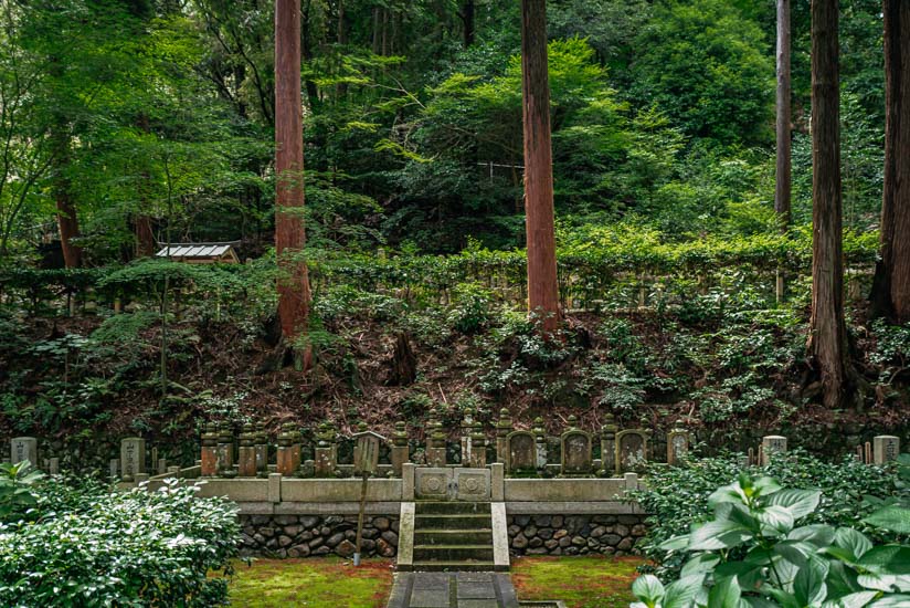 皇室のお墓